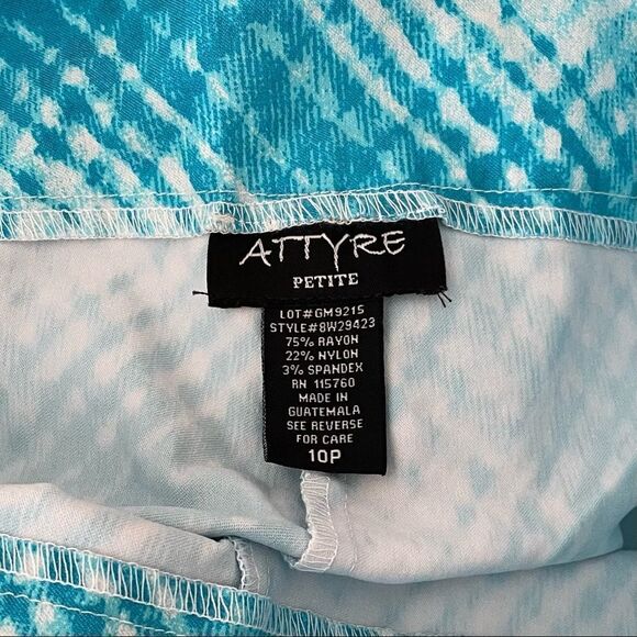 Attyre Size 10P Turquoise, Lime, & White Pull-on Flat Waist Ankle Pants - Picture 3 of 3